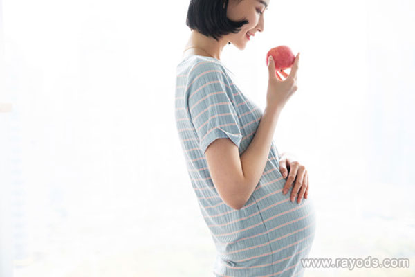 孕妇血糖高对胎儿有什么影响 孕期低血糖如何调理